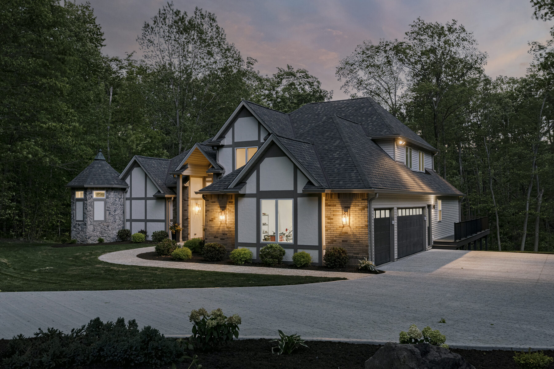 11251 Lake Forest Drive at twilight, front elevation
